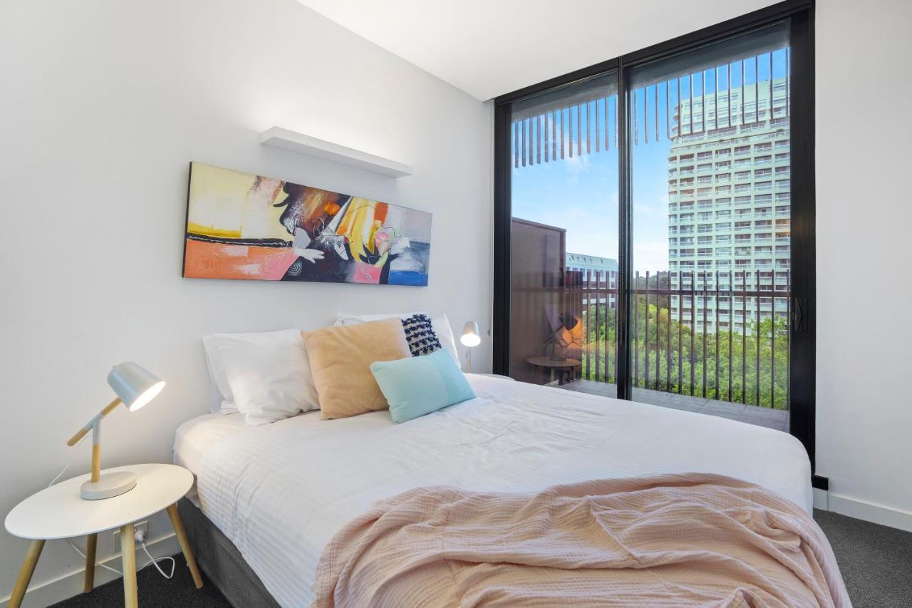 Complete Host Leopold Apartments Melbourne Exteriör bild